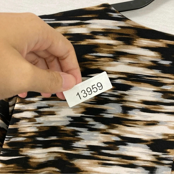 Calvin Klein Black Brown Stretch Wrap Top size 2X - Picture 10 of 10